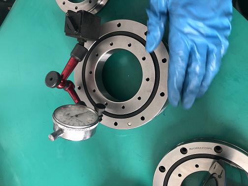 RU124X交叉滾子軸承外形尺寸|設計安裝詳細解析