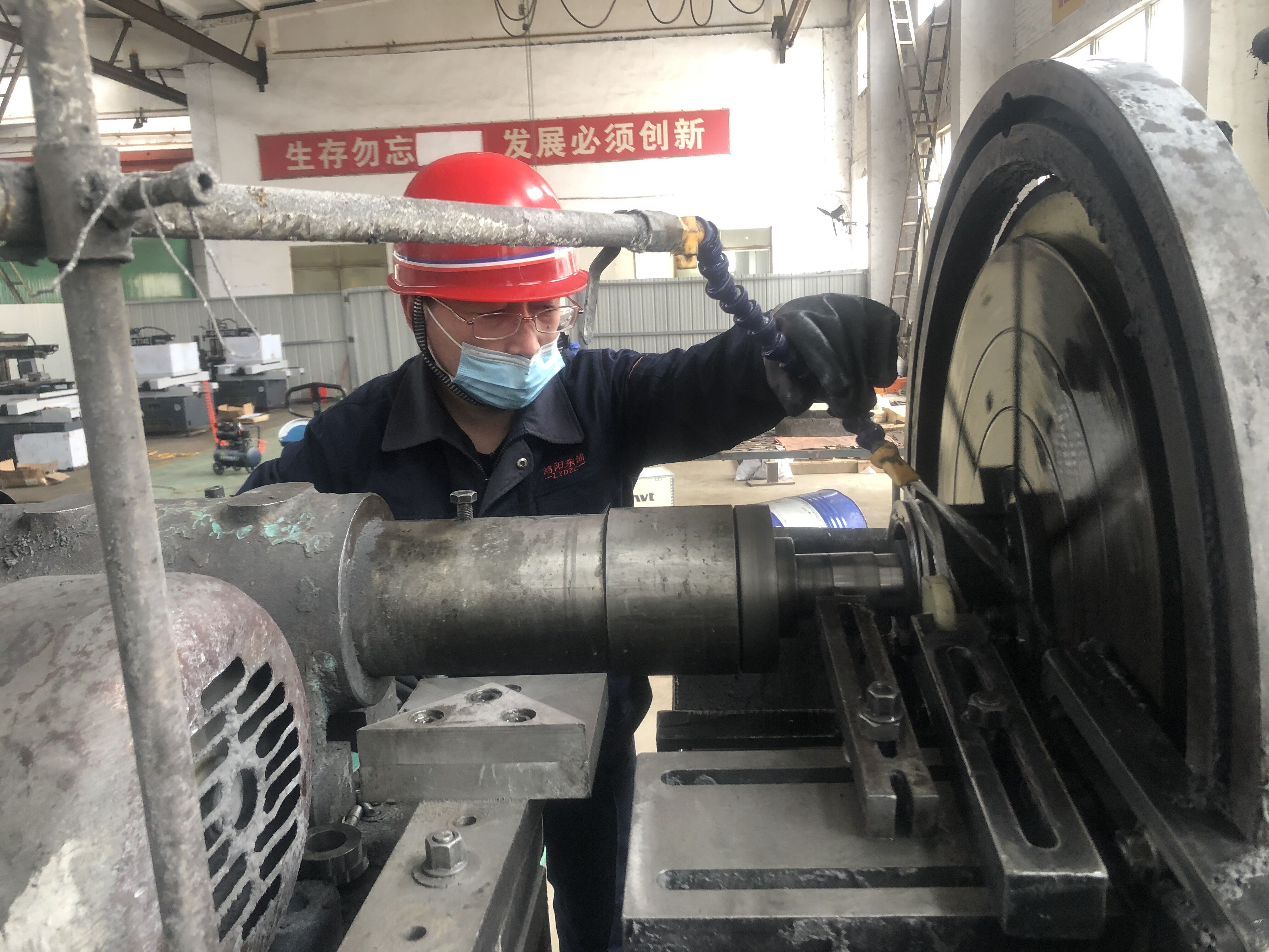 YRT轉(zhuǎn)臺軸承-數(shù)控機(jī)床行業(yè)安裝技巧