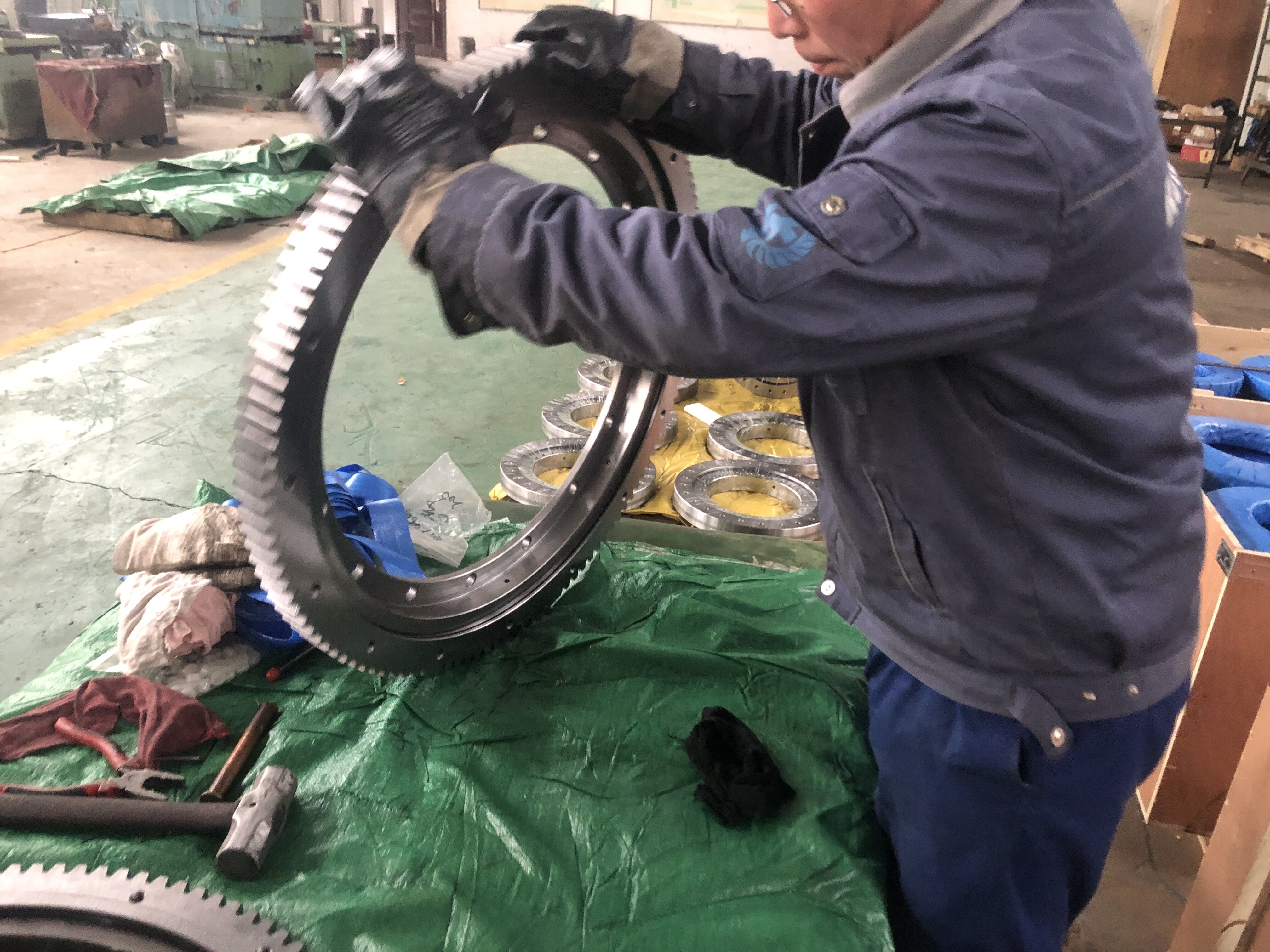 疫情形勢下的精密YRT轉(zhuǎn)臺軸承經(jīng)濟(jì)分析