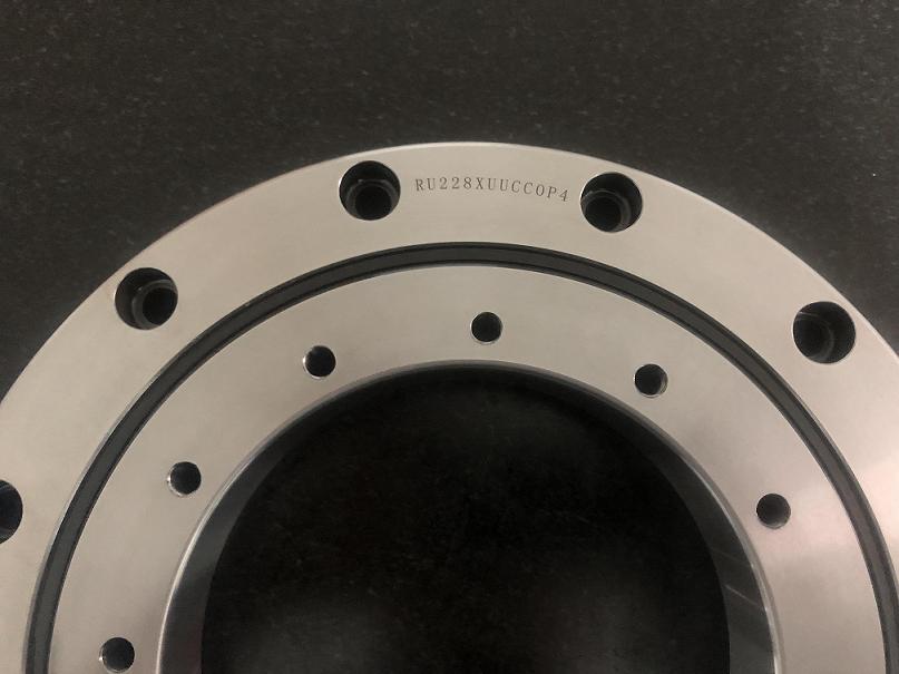 什么是交叉滾子軸承？交叉滾子軸承分為哪些類型