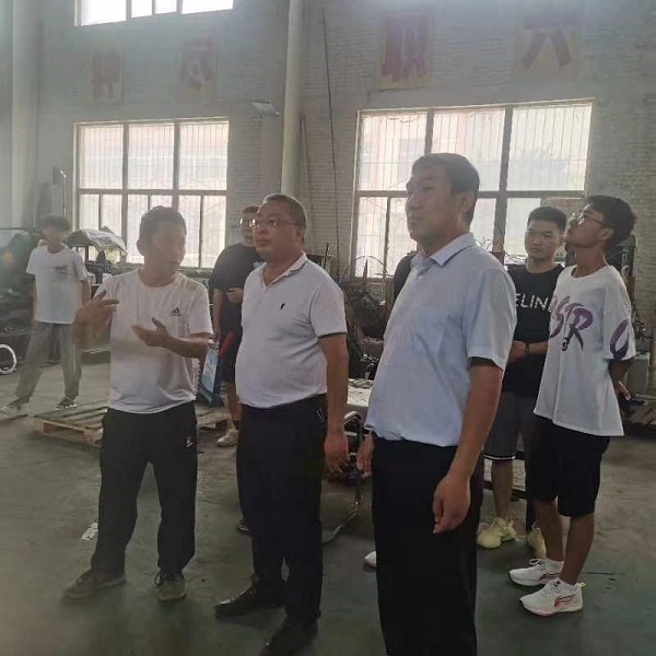 洛陽理工學(xué)院智能制造學(xué)院到我廠參觀學(xué)習(xí)