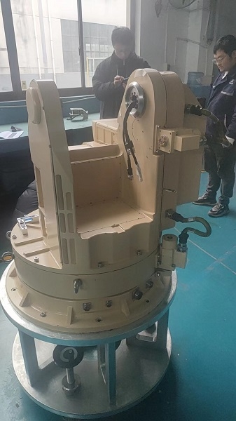 企業(yè)合作伙伴的堅實后盾！洛陽東軸的LYDZ 01-400型號軸承！